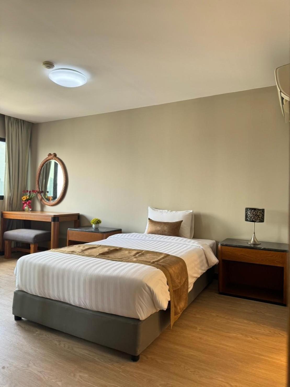 Appartement United Tower Thonglor By Aspira à Bangkok Extérieur photo